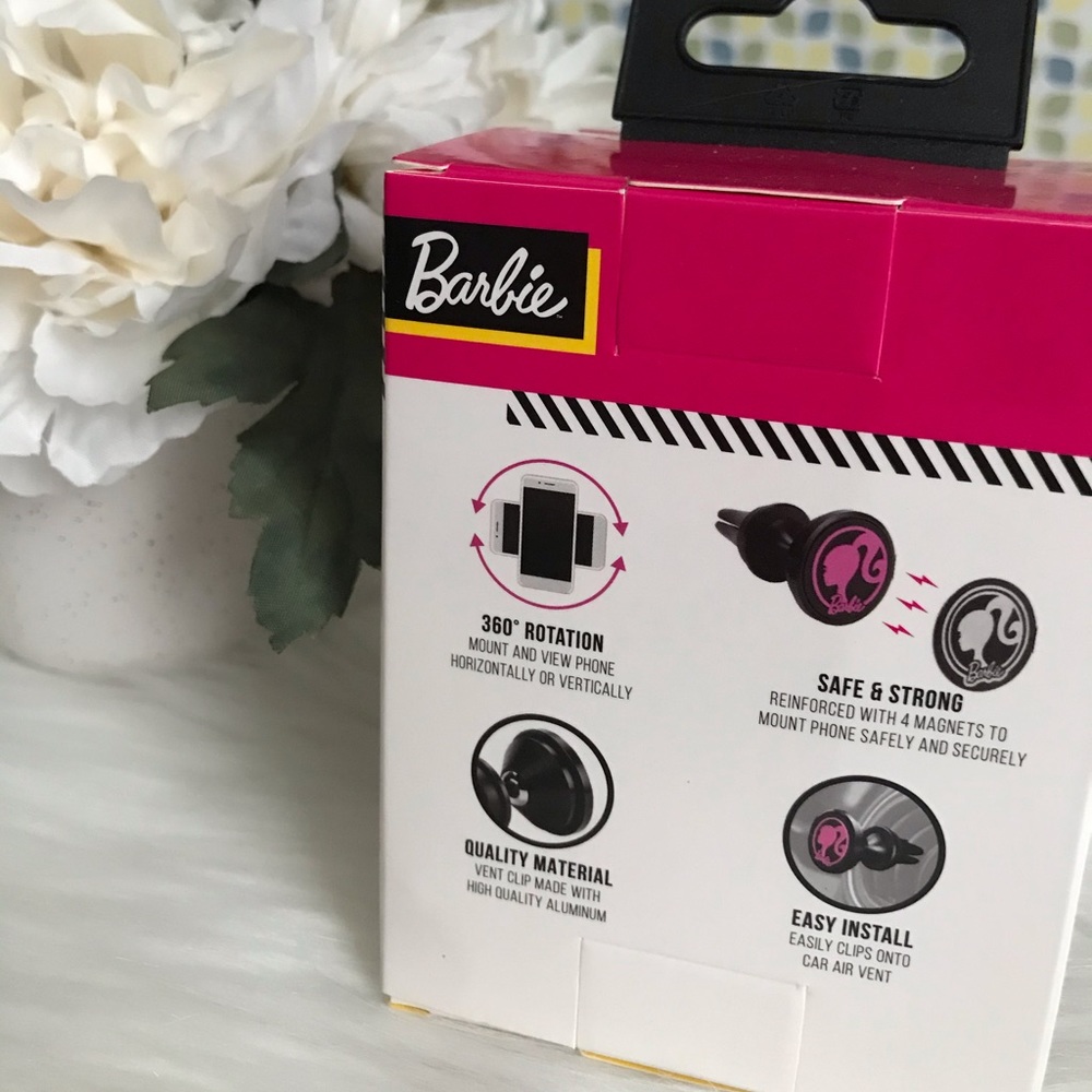 COPY - Magnetic cellphone holder